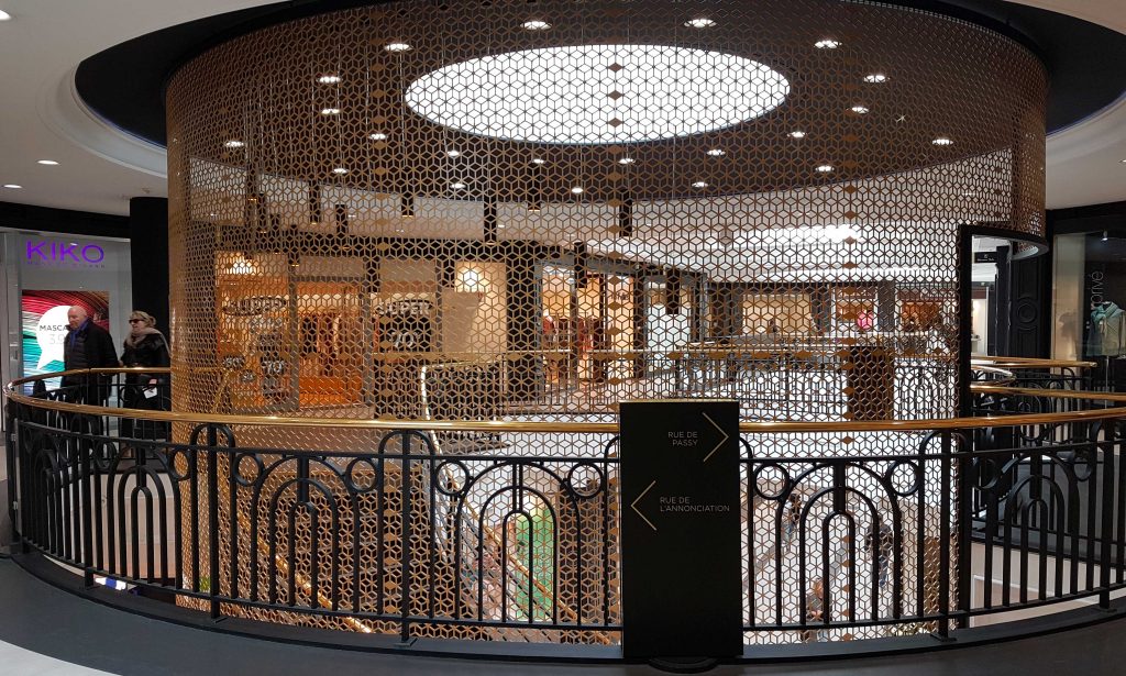 Galerie Passy Plaza par Lorenzoni Ens